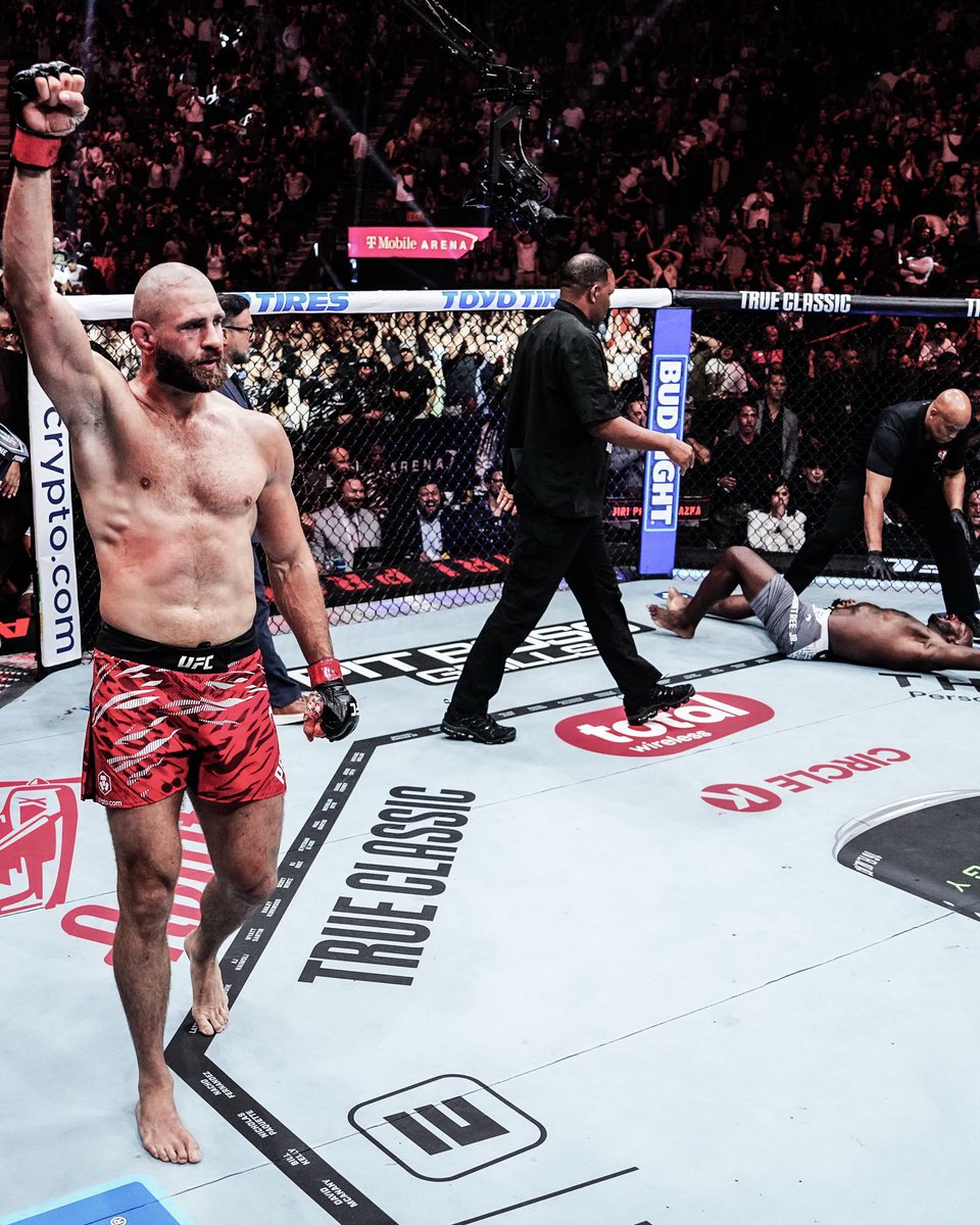 Connor 🍋 tweet media