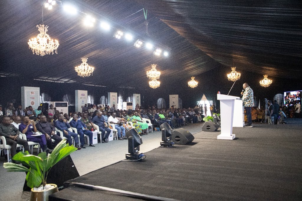 geximgh's tweet photo. “From last year’s engagement, 3 businesses have secured Board approval and are awaiting disbursement.”

• Perfect End Logistics
• Nobi Farms
• Rockmar Pharmaceutical

From vision to impact—Kwahu leads.

#KwahuBusinessForum #GEXIM #GEXIMAt10 #ExportTrad https://t.co/dVXbLl77o4