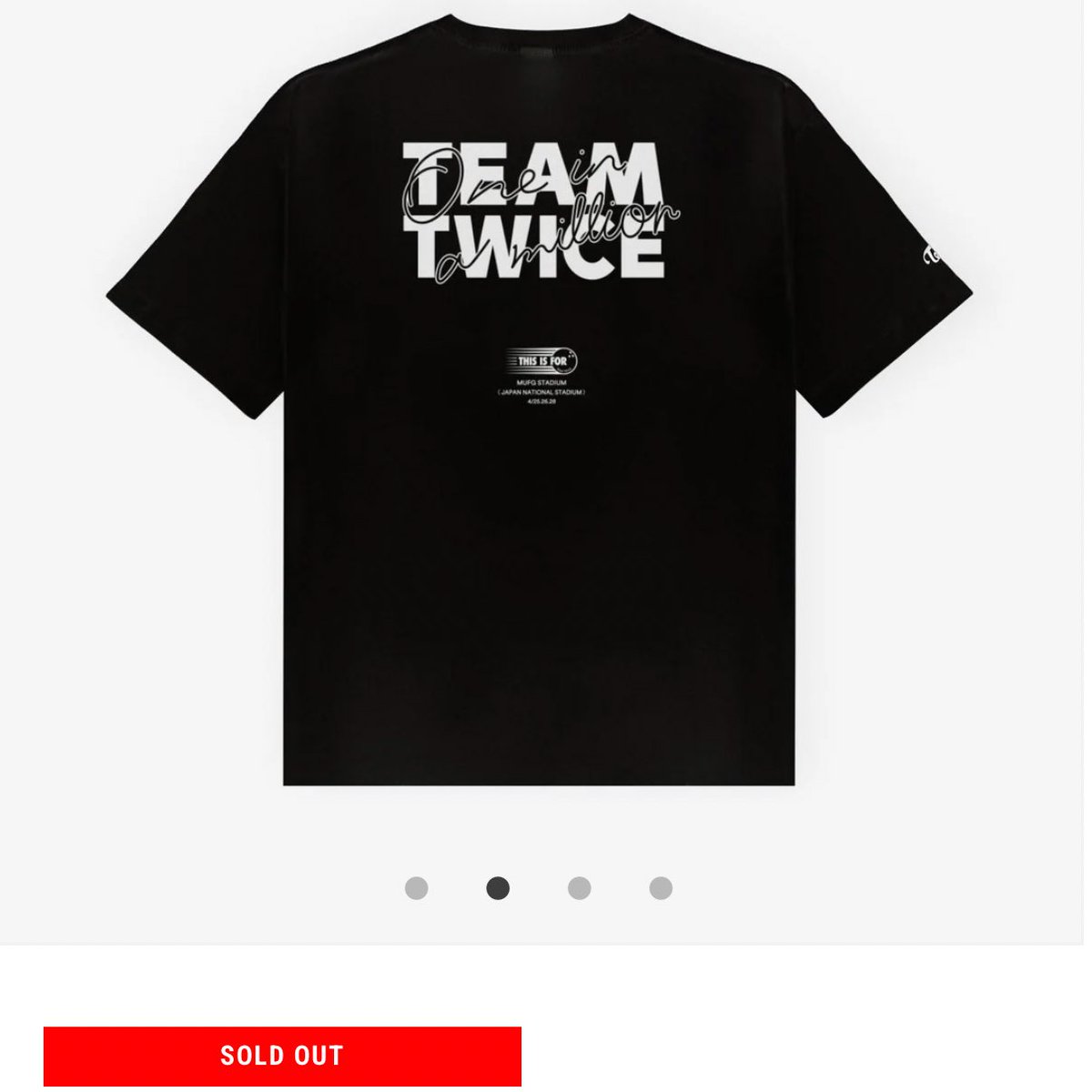 TWICE【買取】
twice 買取 交換 共同購入 代行

買取たい方いませんか❓💦

T-SHIRT / BLACK【L】/ 
TWICE『THIS IS FOR (MUFG STADIUM)』

求))定価➕送料
PayPay or 銀行振込
⚠︎︎25日手渡し可能

#TWICE買取 #TWICE交換 
#TWICE共同購入 
#twice_thisisfor_world_tour_in_