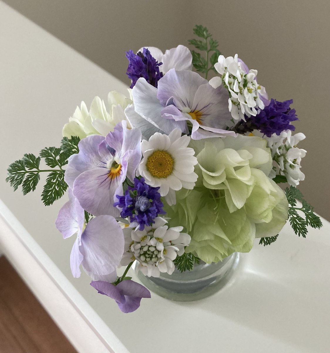 RoseHuskyDiamond tweet media