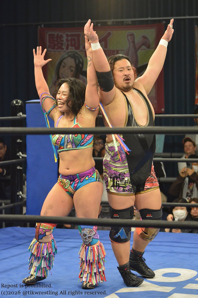 t 🗼🏯🍫🪷 tweet media