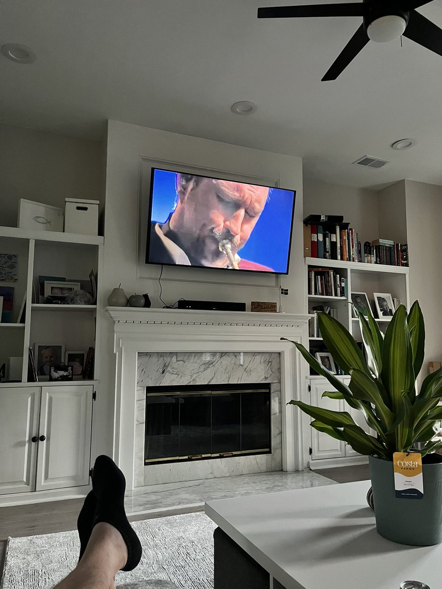 therealsolk's tweet photo. Rätt märkligt att sitta i South Carolina en påskafton och lyssna på @BoKaspers. Men bra. Peter Asplund vet hur man hanterar en trumpet. https://t.co/z3j9pmuTN0