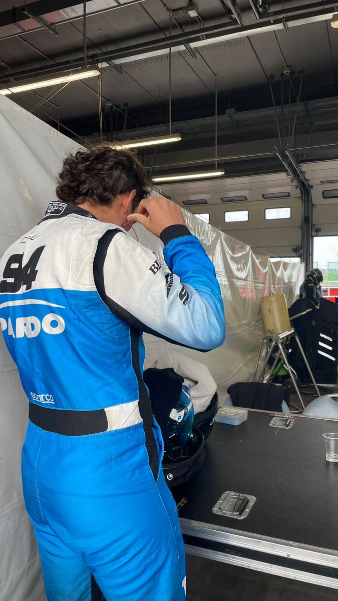 Lauti de la Iglesia tweet media