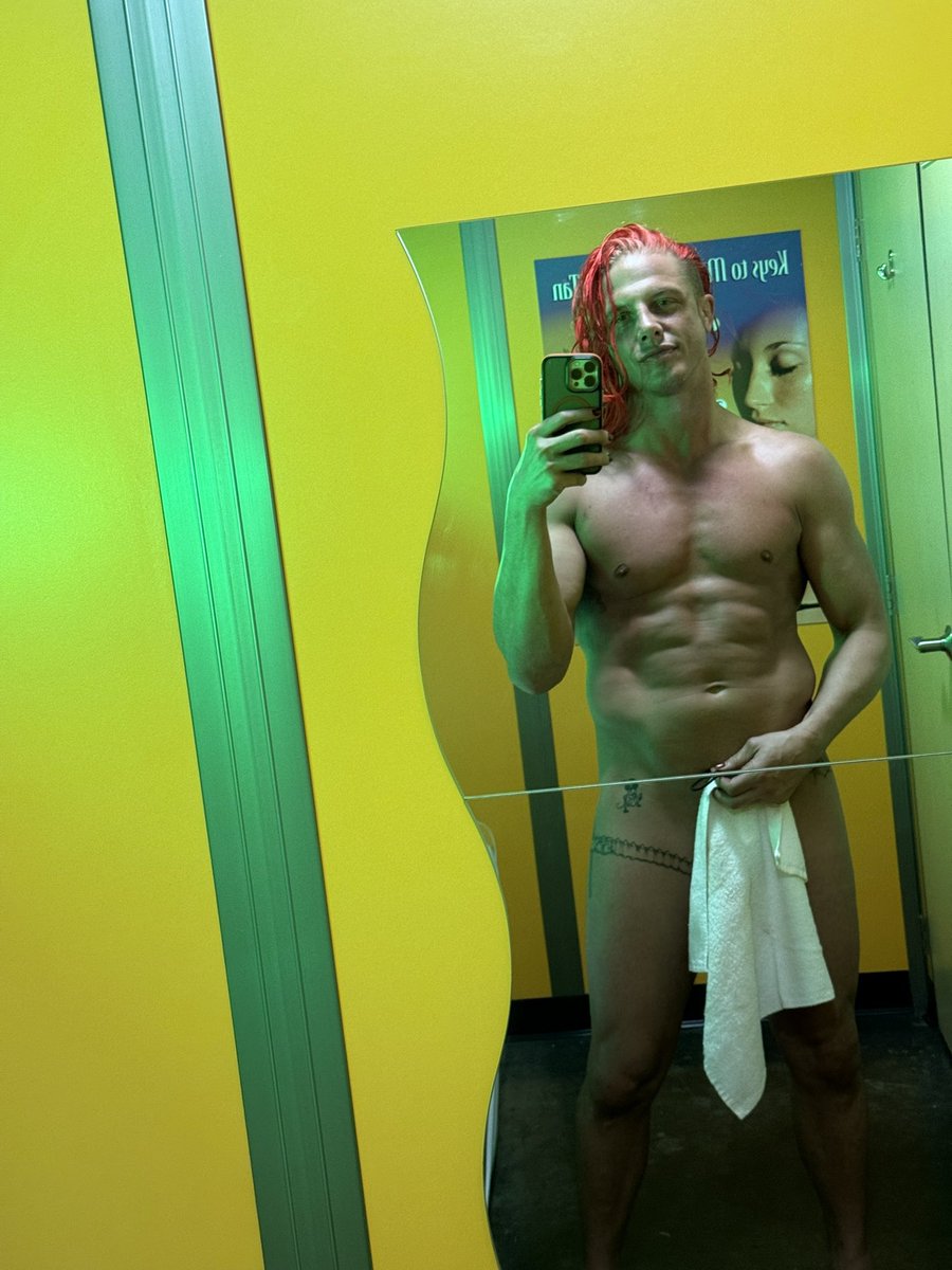 (Not @SuperKingOfBros) tweet media