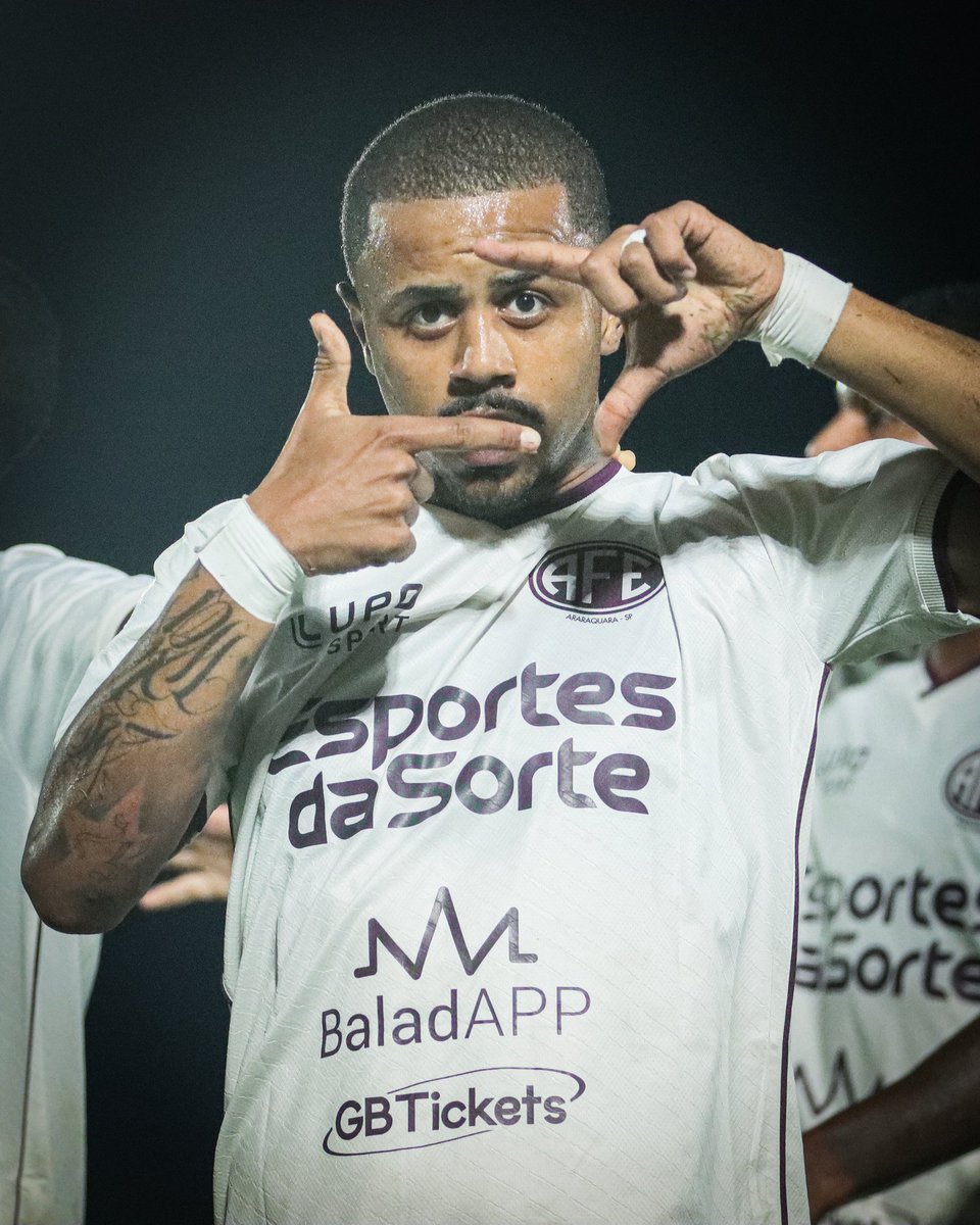 Ferroviária tweet media