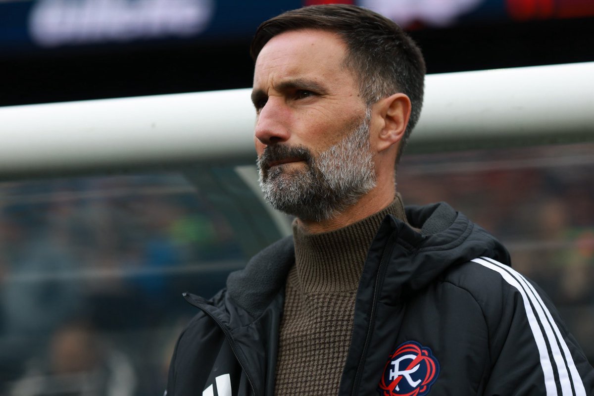 New England Revolution head coach Marko Mitrovic was sent off because he deliberately left the technical area to dissent with a match official. 

📸: <a href="/AdrianHeinsohn/">Adrian Heinsohn-Roe</a> 

#NERevs | #MLS