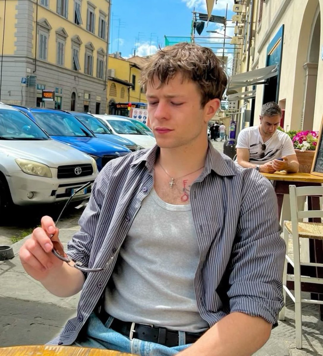 kait🖤 valarrpilled tweet media