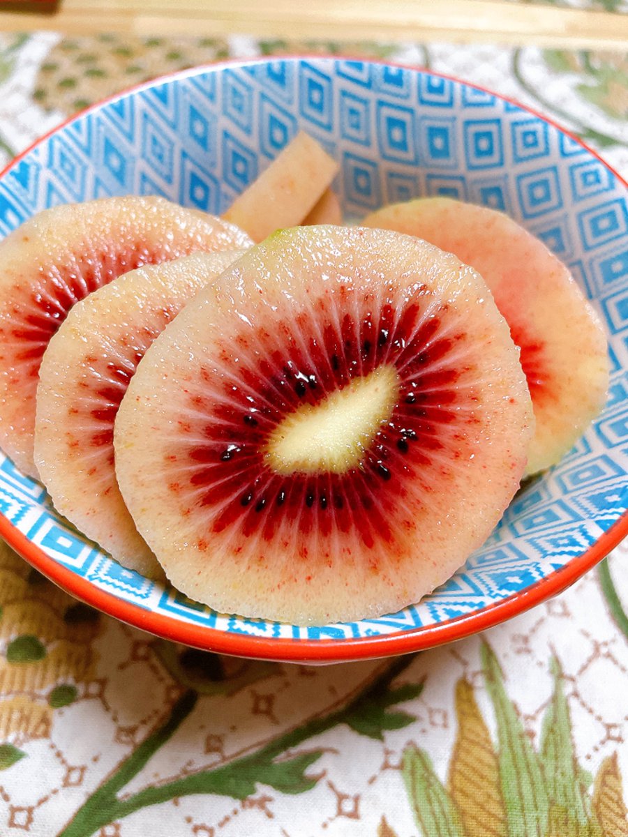 おはようございます。
ルビーレッド初め🥝