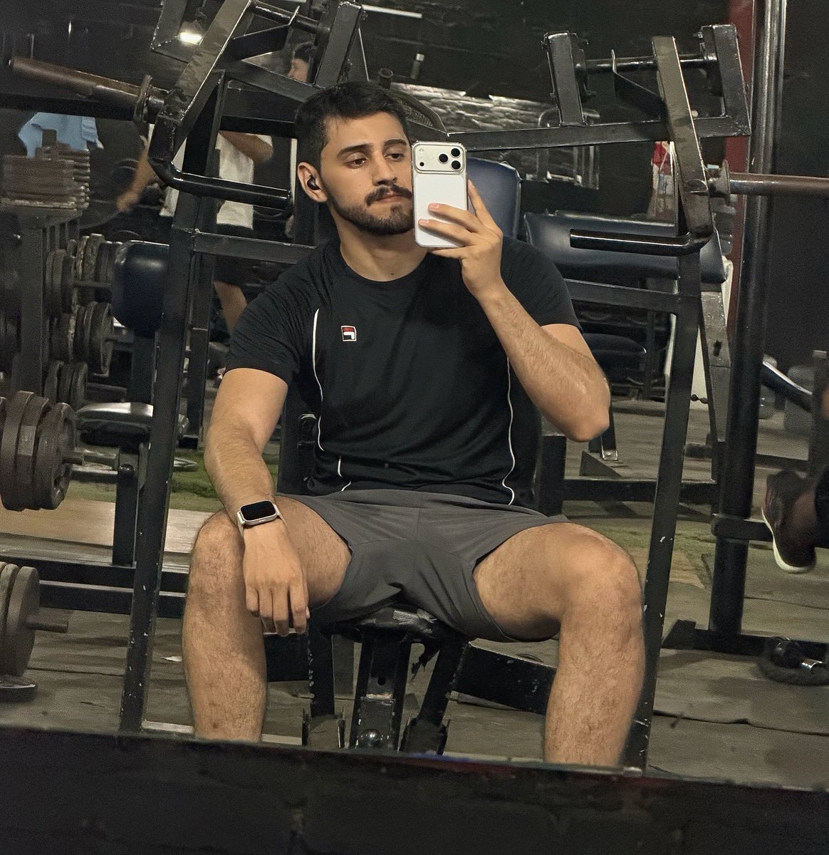 Alejandro tweet media