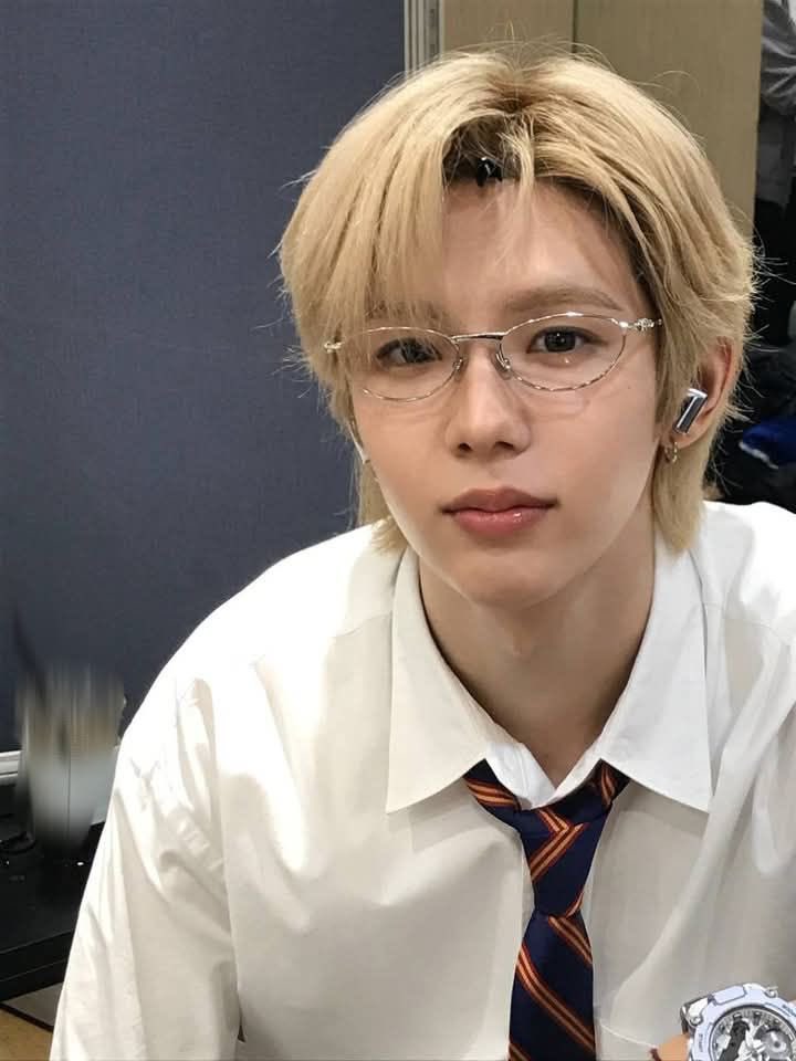 charlie ໒꒱ tweet media