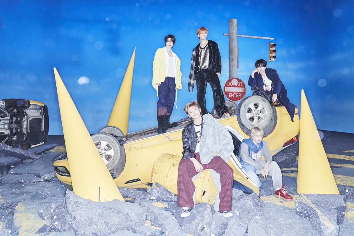 CANADAXTXT's tweet image. What is your favourite @TXT_bighit #7TH_YEAR concept? 🤔

🖤 #THORN
💛 #HUNGER
💜 #TENSION
🩷 #ANXIETY

Pre-save the album + pre-order the physicals at official Canadian retailers 🔗 (linktr.ee/CANADAXTXT)

#TXT #TOMORROW_X_TOGETHER
#가시덤불에_잠시_바람이_멈췄을_때