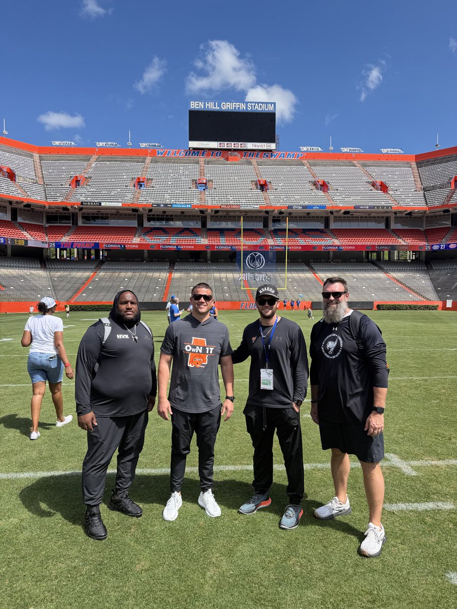 Coach English tweet media