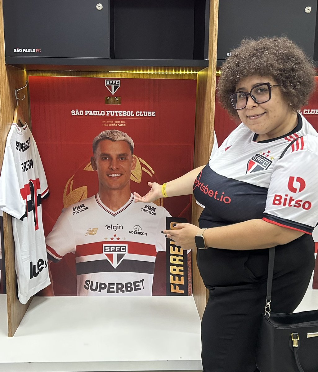 HAT-TRICK DO FERREIRINHAAAAAAAAAAAAAA
NUNCA DUVIDEIIIIIIIIII