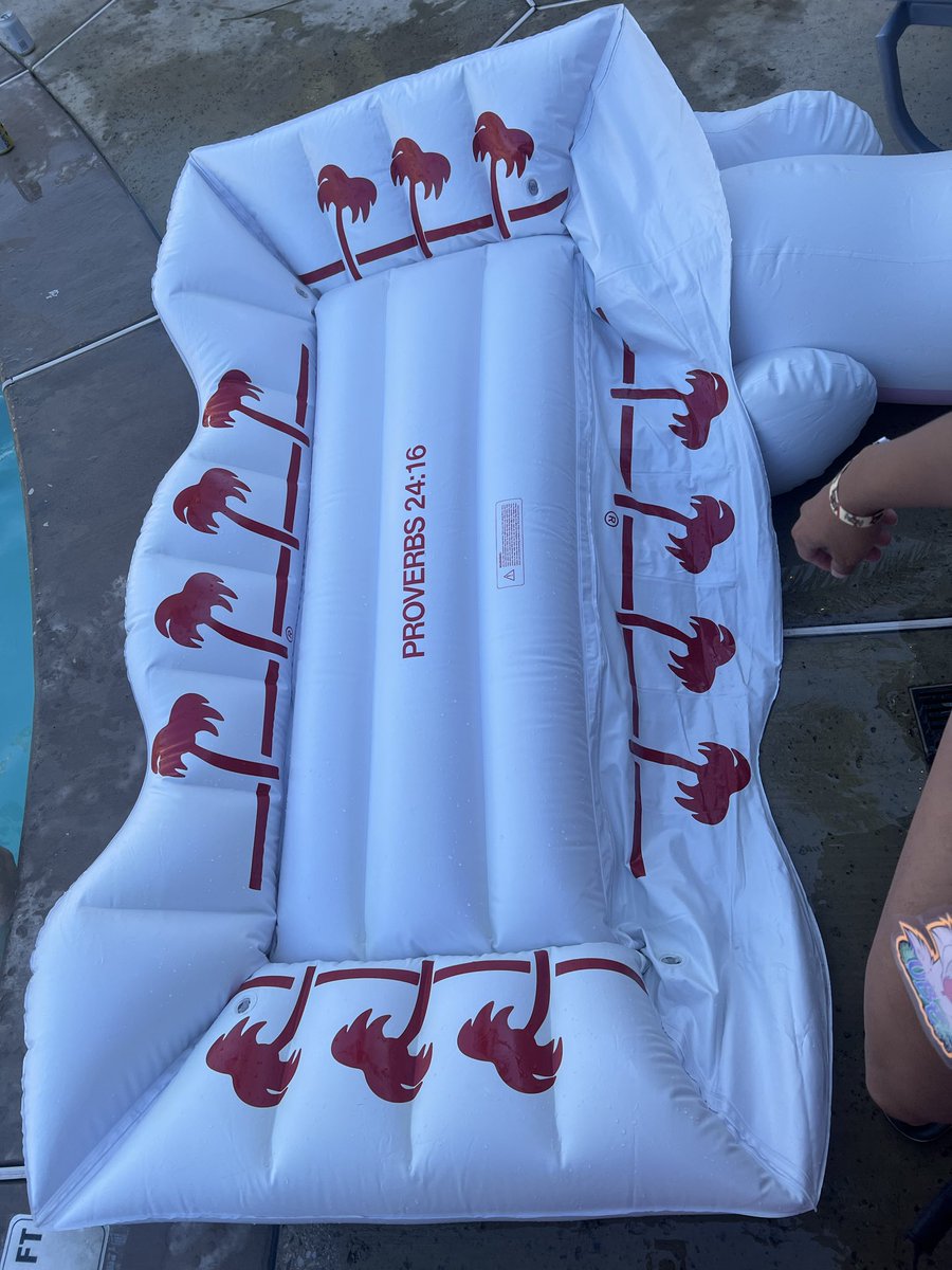 Finn 🔜 Yosemite tweet media