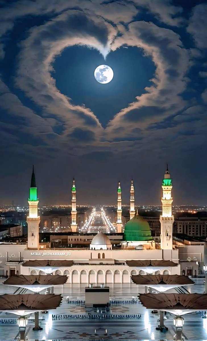 Sarah Khan tweet media