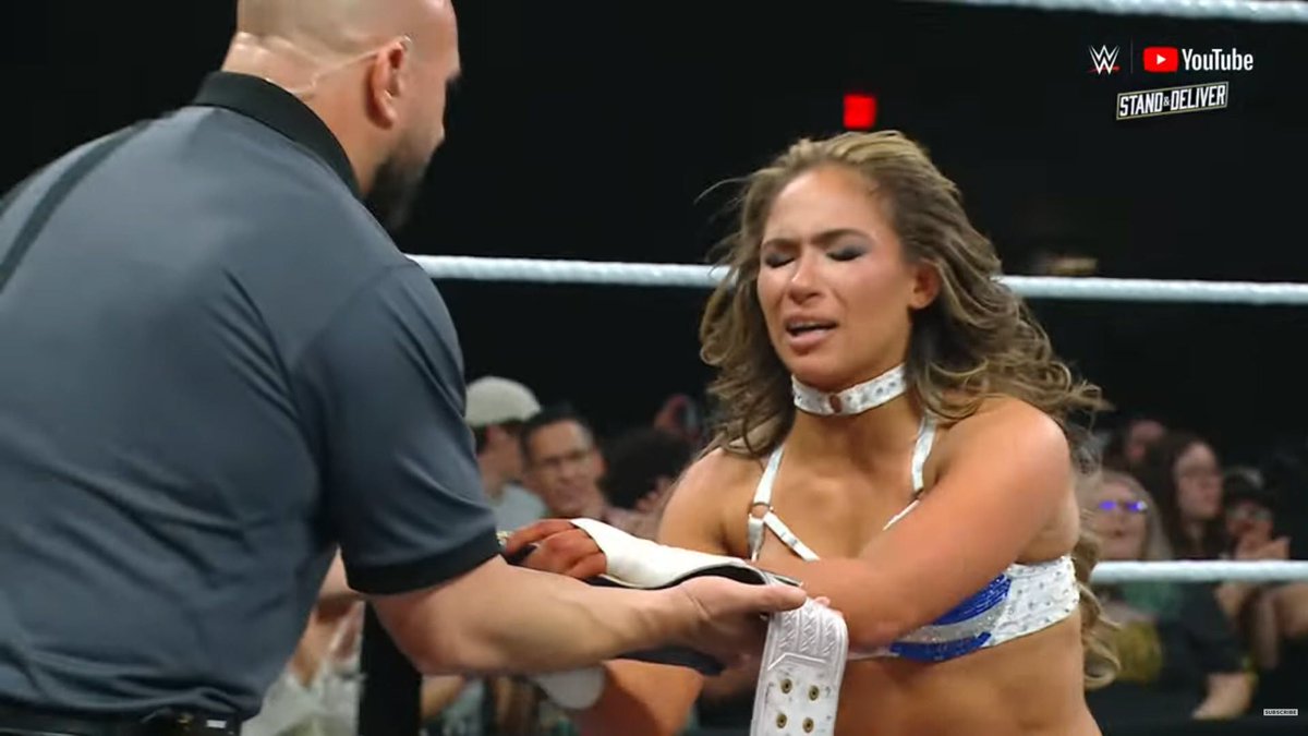 ringsidenews_'s tweet image. NXT Women’s Championship: Lola Vice defeats Jacy Jayne, and  Kendal Grey to become the new champion! Thoughts?  | #WWENXT #StandAndDeliver