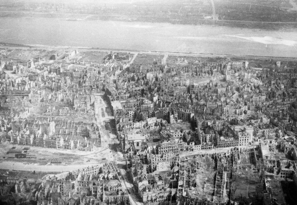 Arcykapłan Propagandy tweet media