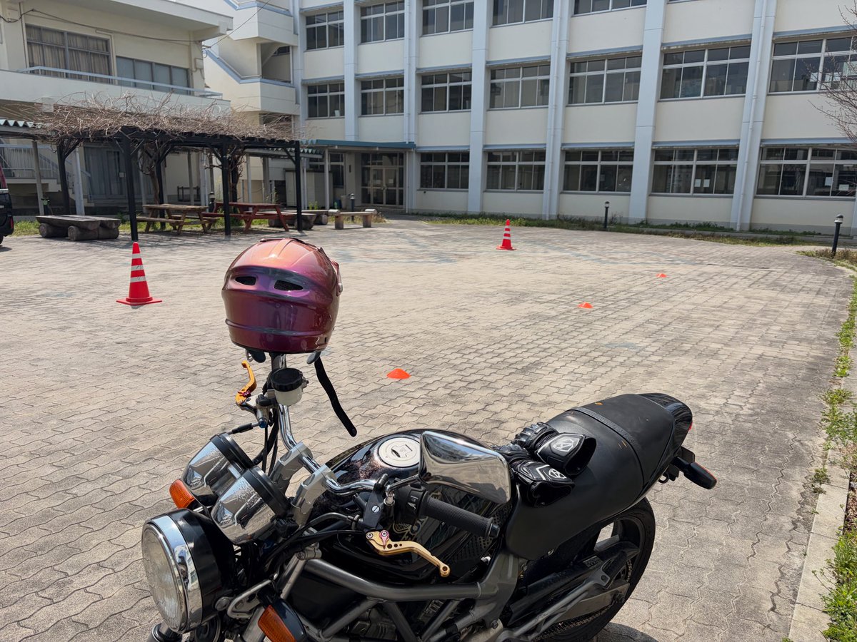 まつ@校長 tweet media