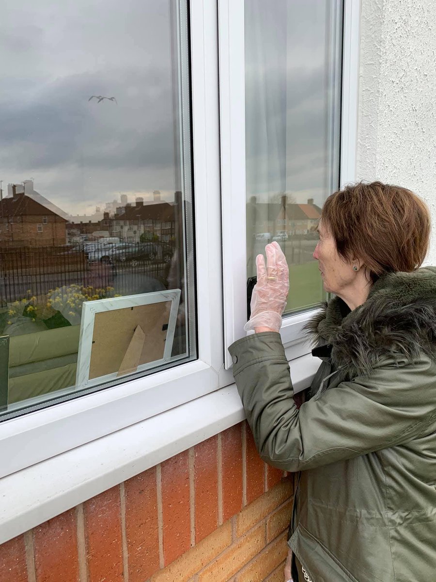 PaulaMc007's tweet image. #Oliverscampaign
This is exactly how #covid affected so many lives 
This is a Facebook memory
I took mum to see dad outside his bedroom window at the nursing home for their 61st anniversary today If you look hard, you can see dad through the window. He was so pleased to see mum x