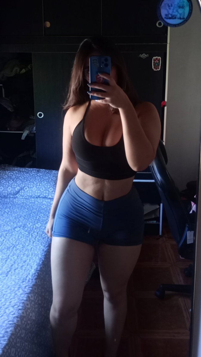Juli tweet media