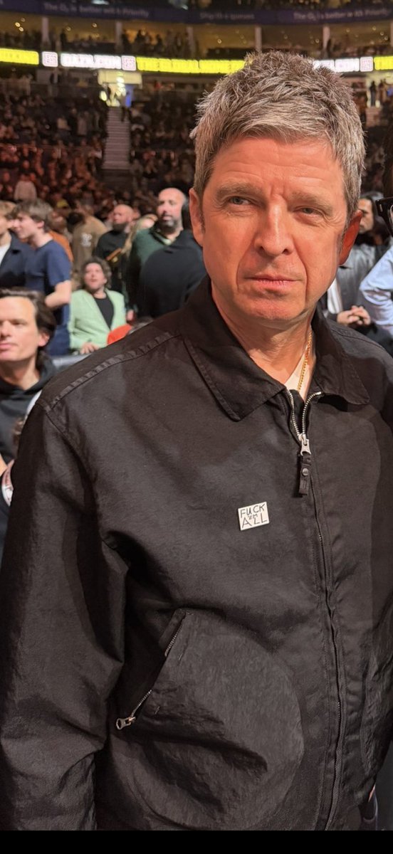 Josie🐧 tweet media