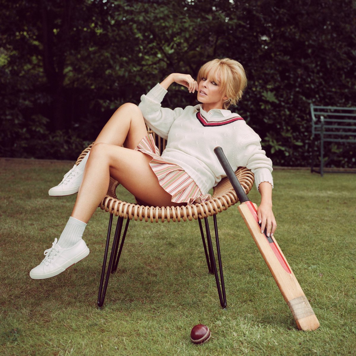 FamousWomenPics's tweet photo. Kylie Minogue #KylieMinogue https://t.co/lOz0B3wUAG