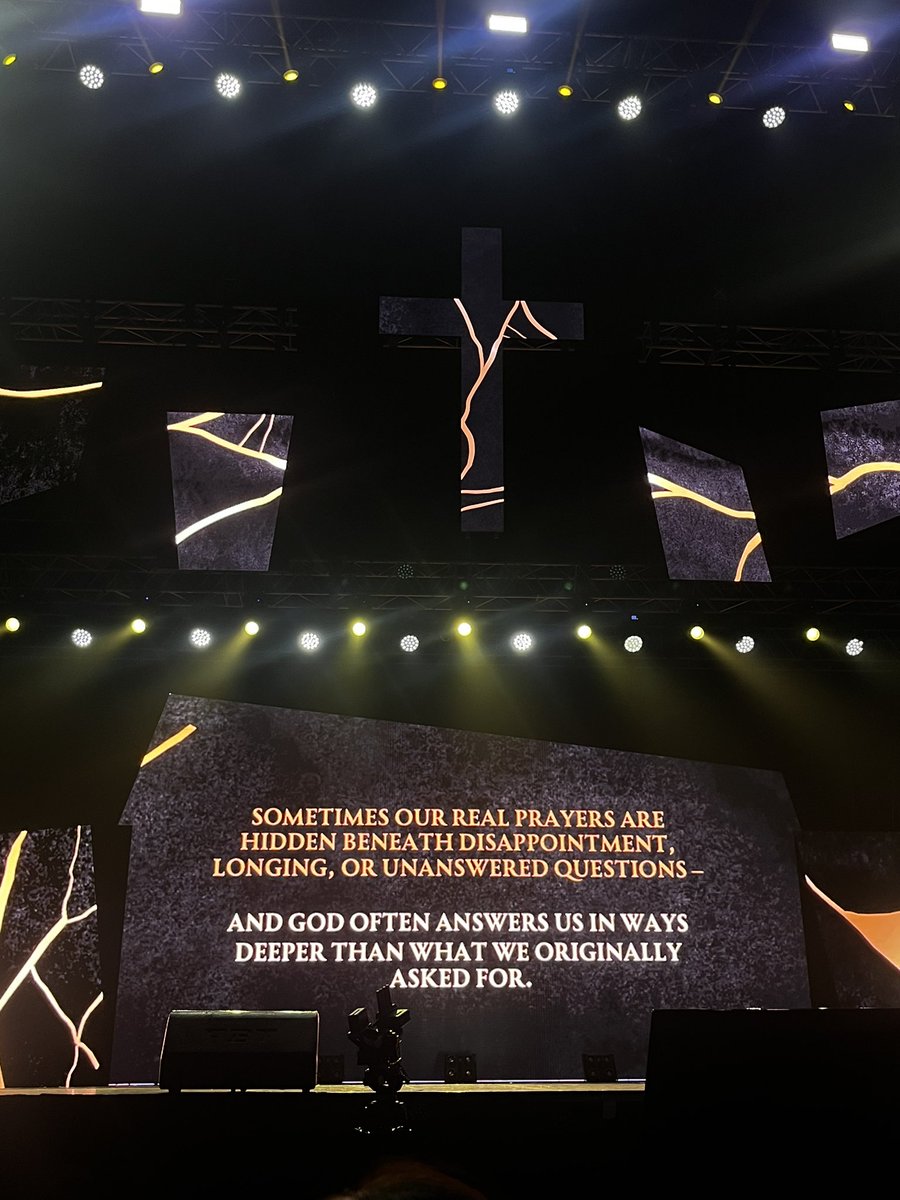 aMyzingmylin's tweet image. Black Saturday: HWR Day 3!! 

In the season of waiting, God is working. 🥺🥺 #TheFeast