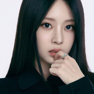 CHOI JIHYUN GLOBAL tweet media