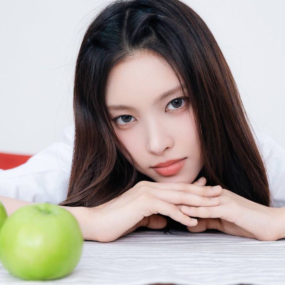 CHOI JIHYUN GLOBAL tweet media