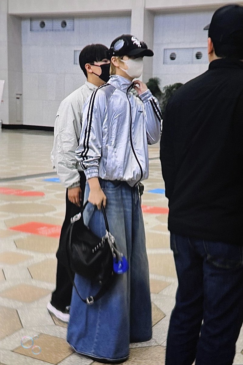 すず.. tweet media