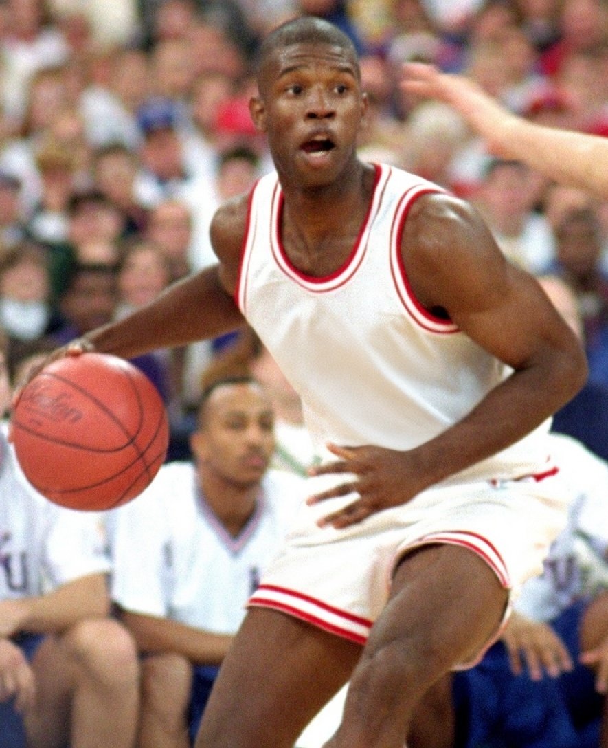 FB_Helmet_Guy tweet media