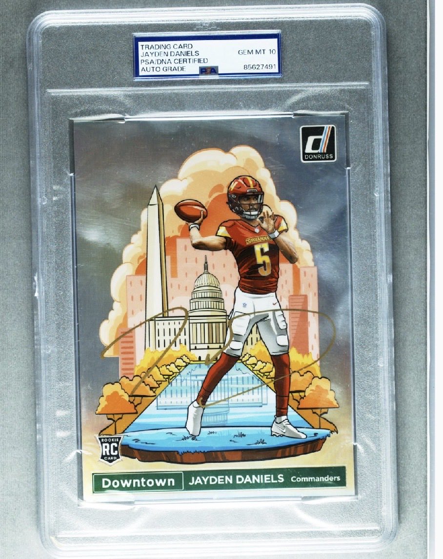 District Razorback tweet media