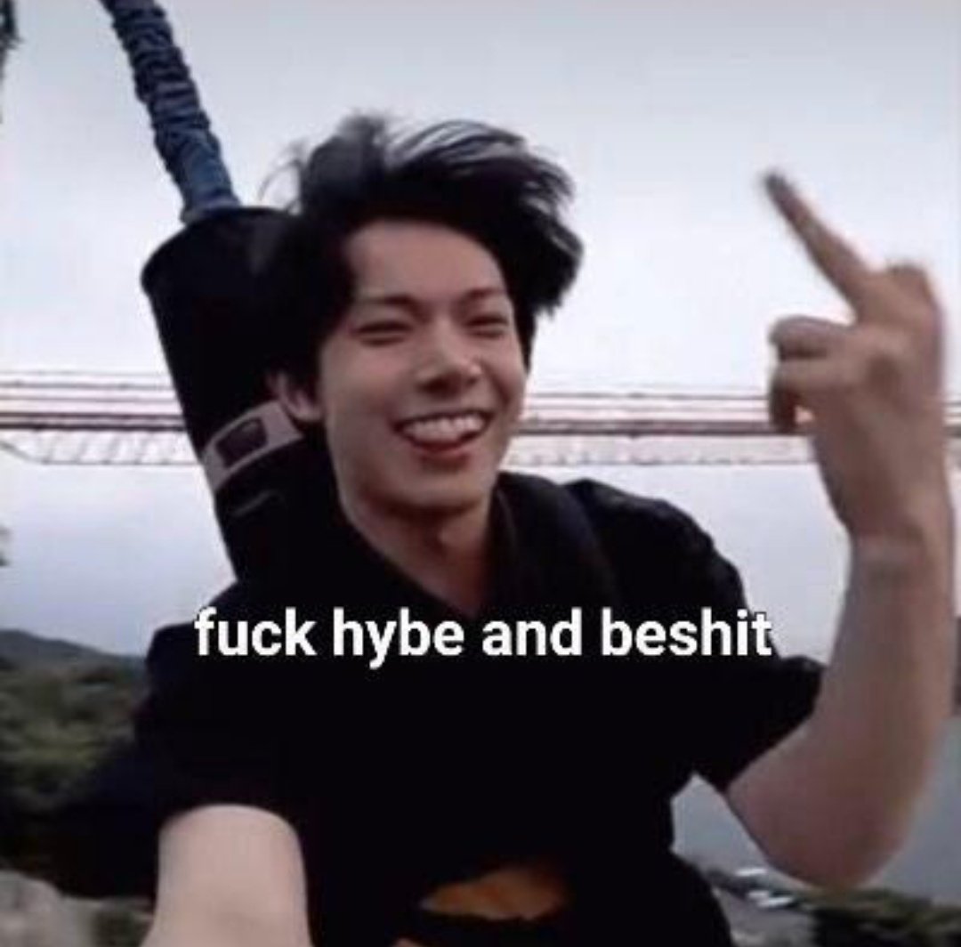 Lusi ❄️ tweet media