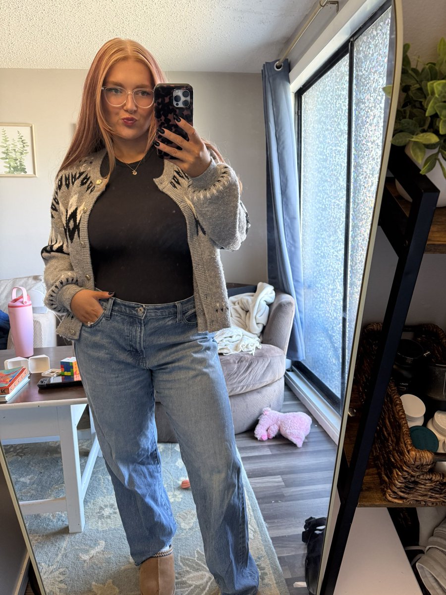 Princess Ari tweet media