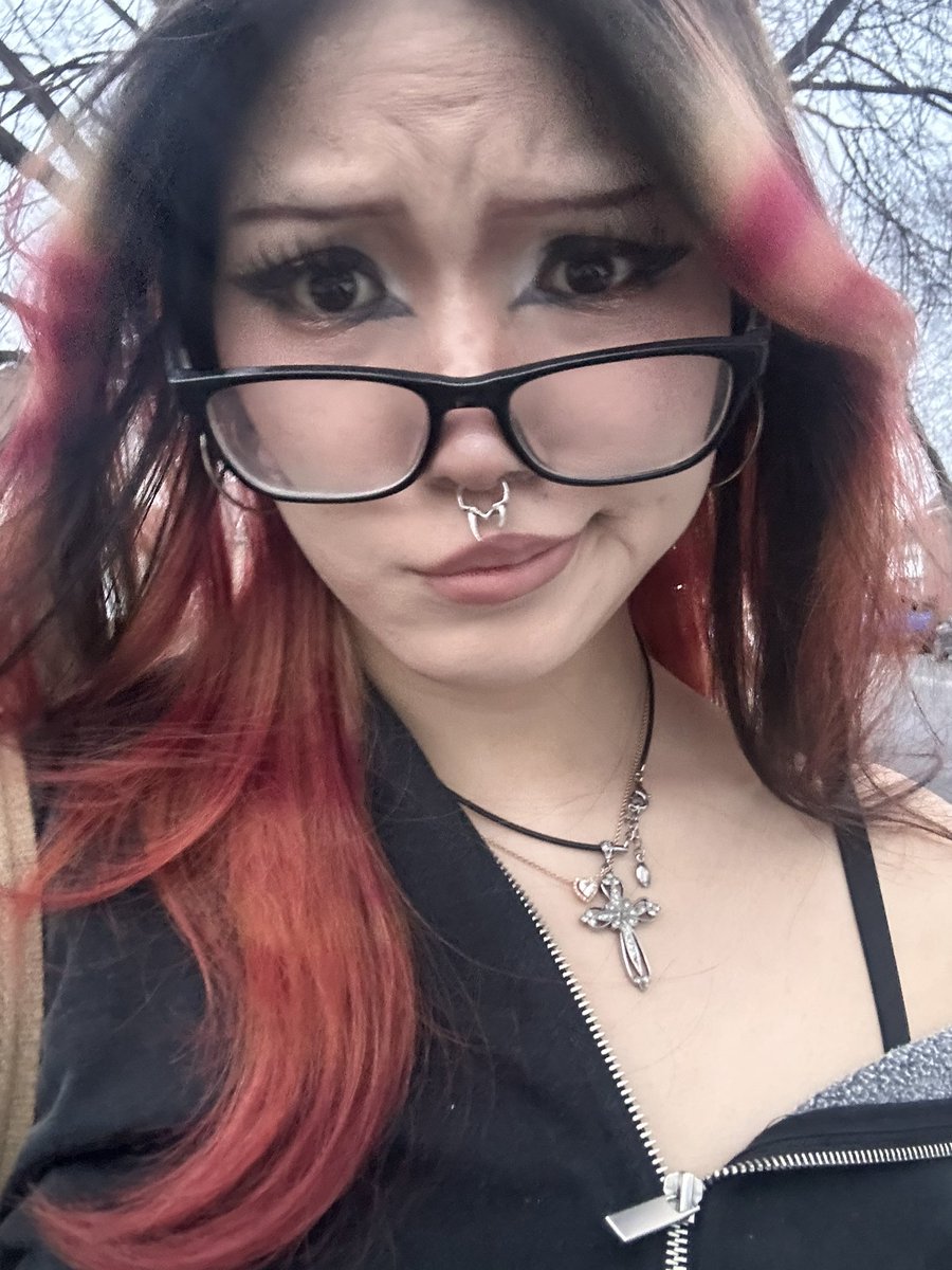 vzoqx 🇻🇳 they/it tweet media