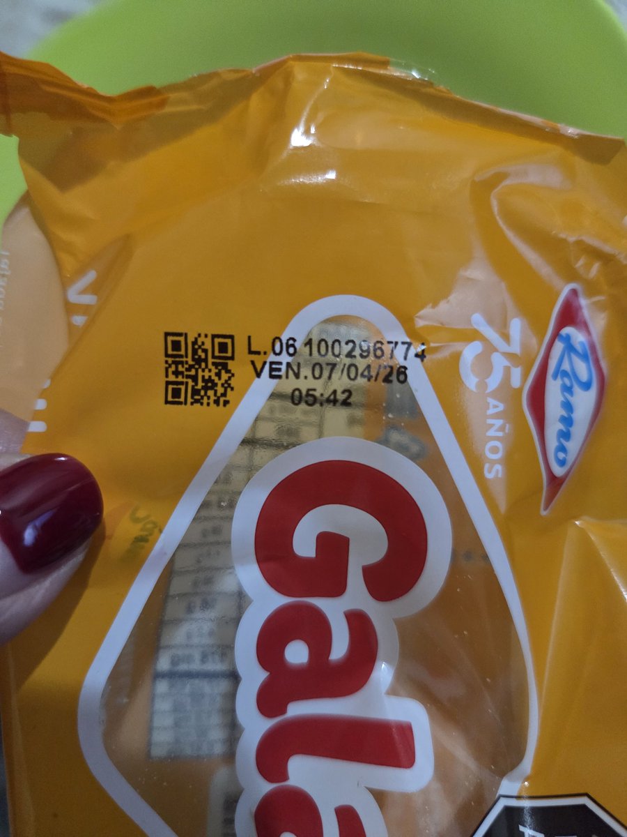 Alexandra B 🎧🧡 tweet media