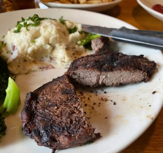 Maga Nadine tweet media