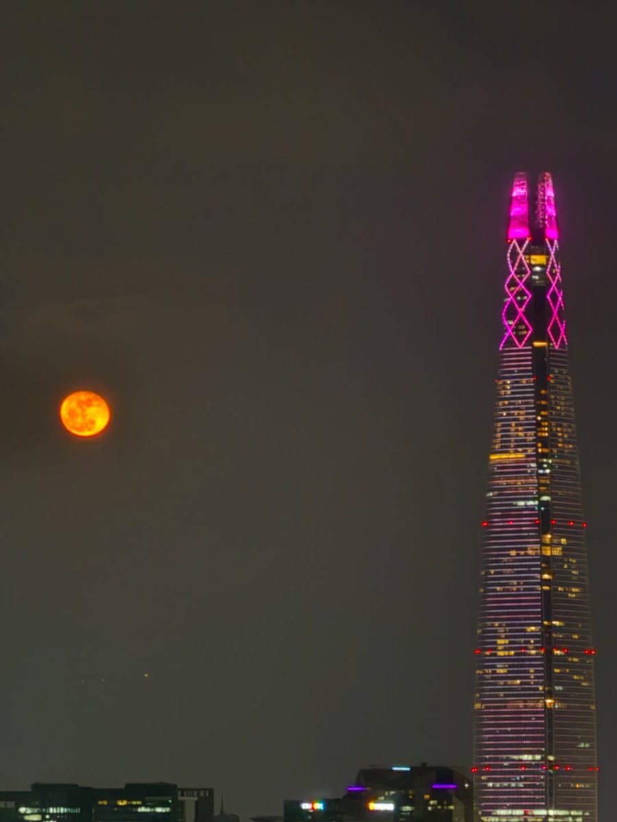 TAEYONG TH tweet media