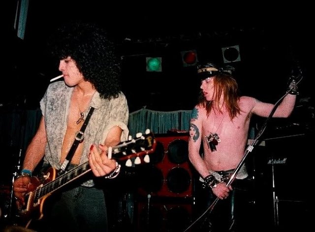 Beauty of moon tweet media