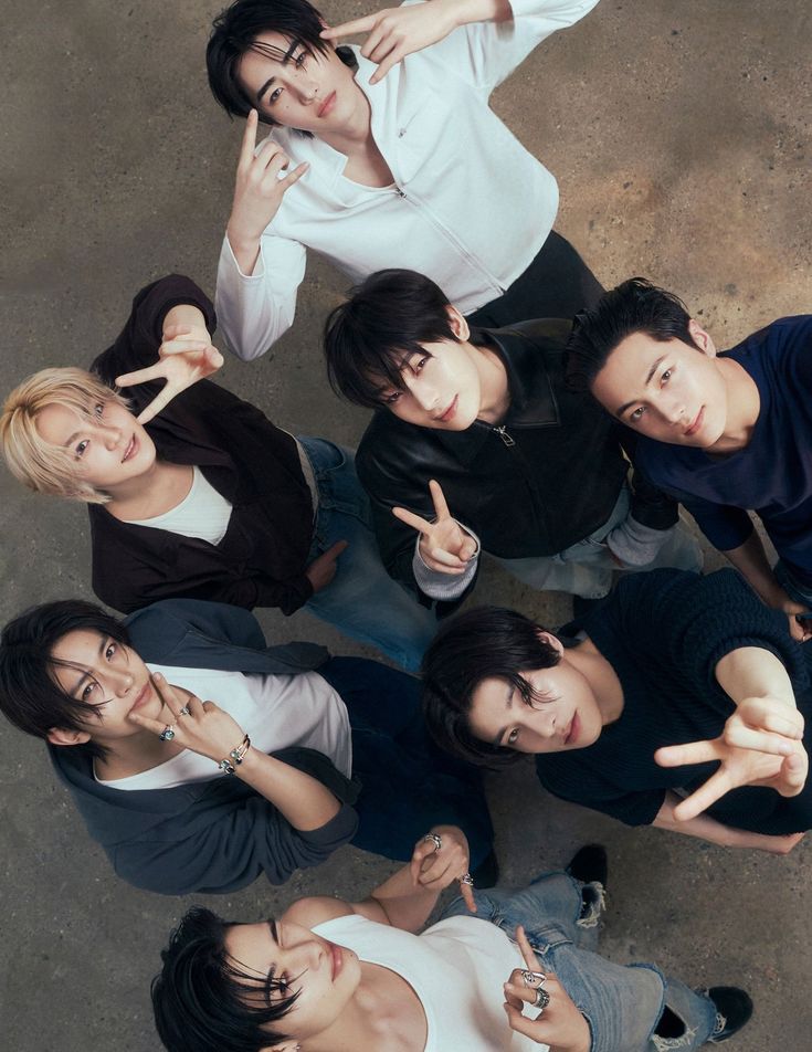 MoonEngenehee7's tweet photo. @rolvssunoo ENHYPEN IS SEVEN 🧡 OT7 ALWAYS ✨ 
#ENGENEs_For_SevEN
#HYBECannotBeTrusted https://t.co/XizpZX4riF