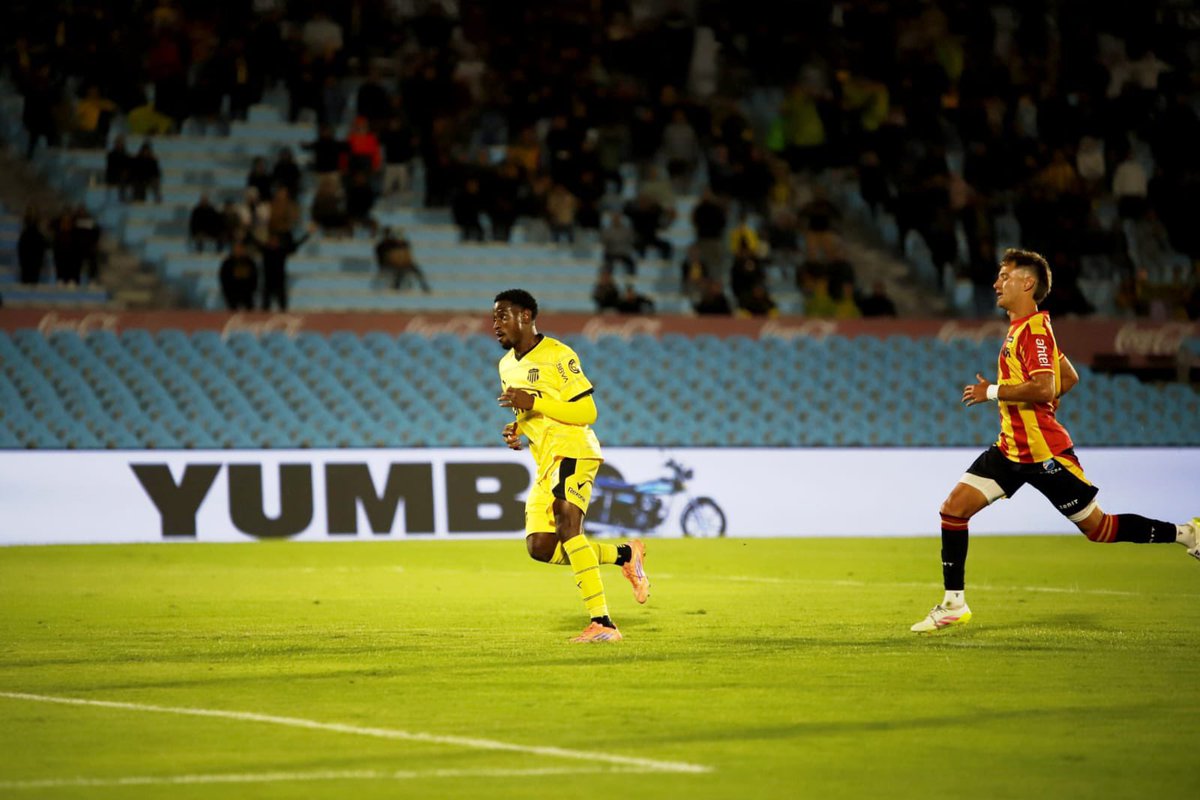 padreydecano.com tweet media