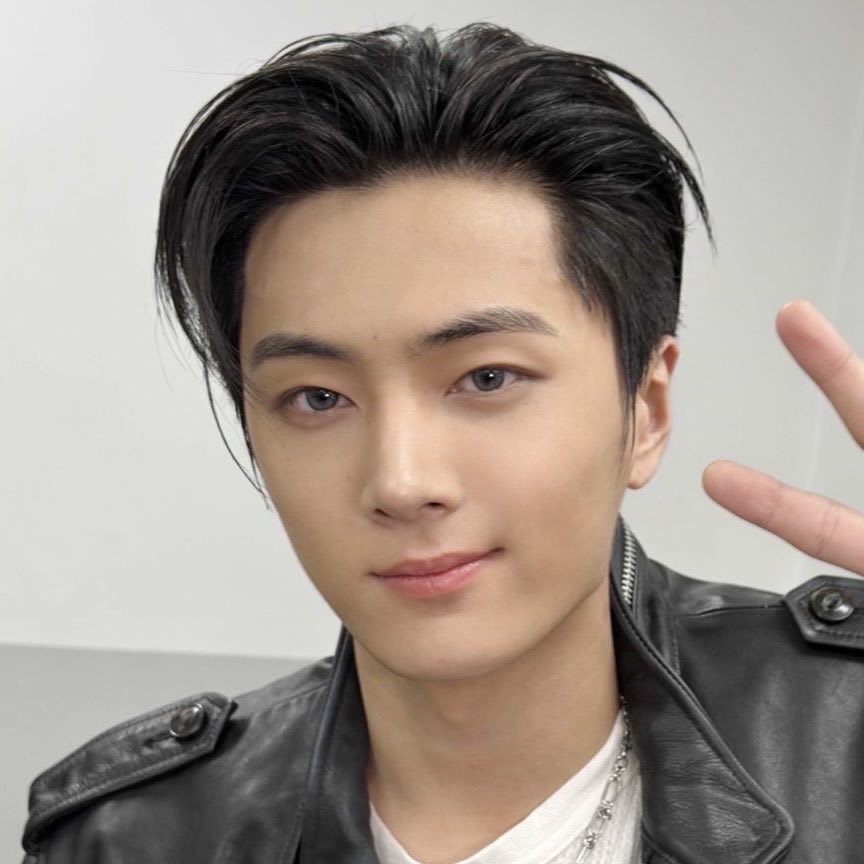 nia ☁️ tweet media