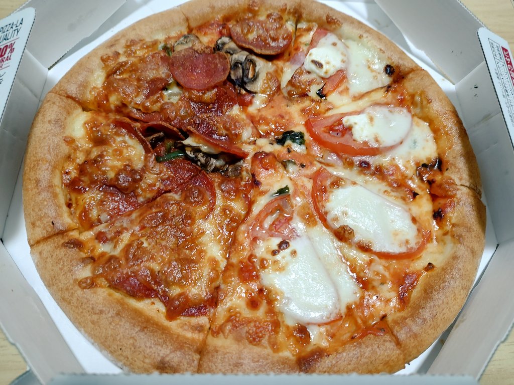 オムニアムライス（ナハトヒンメル） tweet media