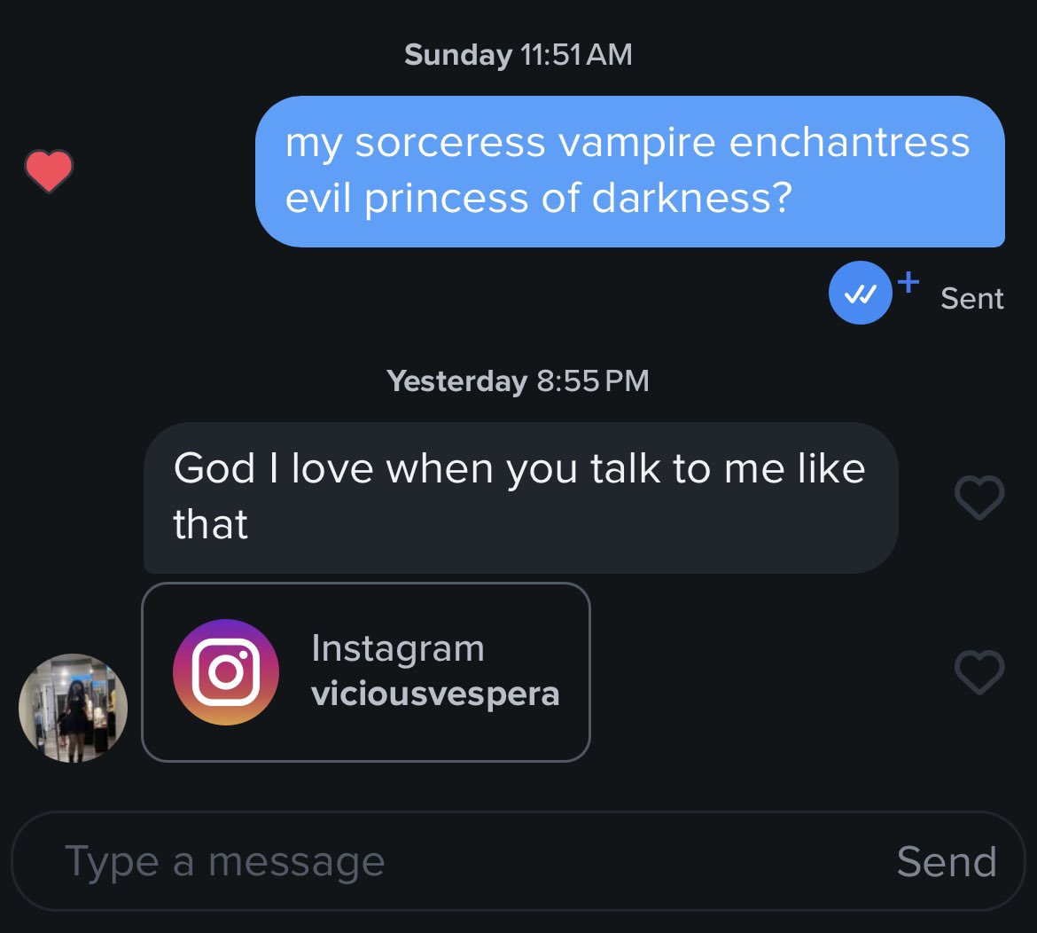 TRE 🃏💋. tweet media