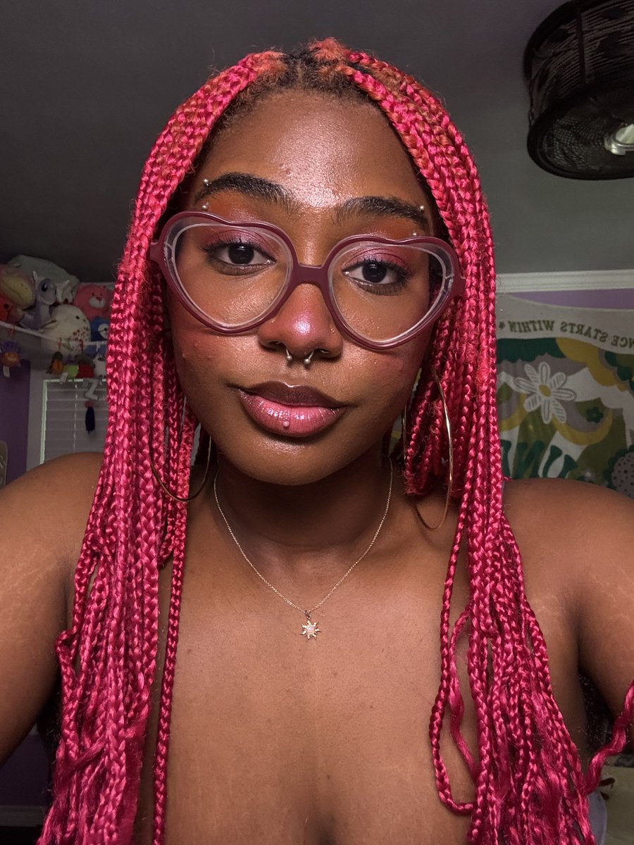 andy 🌷 tweet media