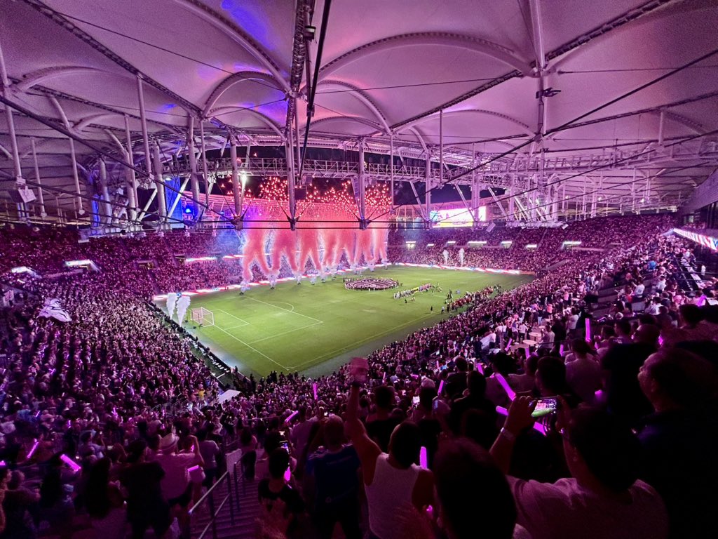 MLSGabor's tweet photo. There is something very special about this place. Feels big, epic.  #MLS #NuStadium https://t.co/rE4lB9FQFb