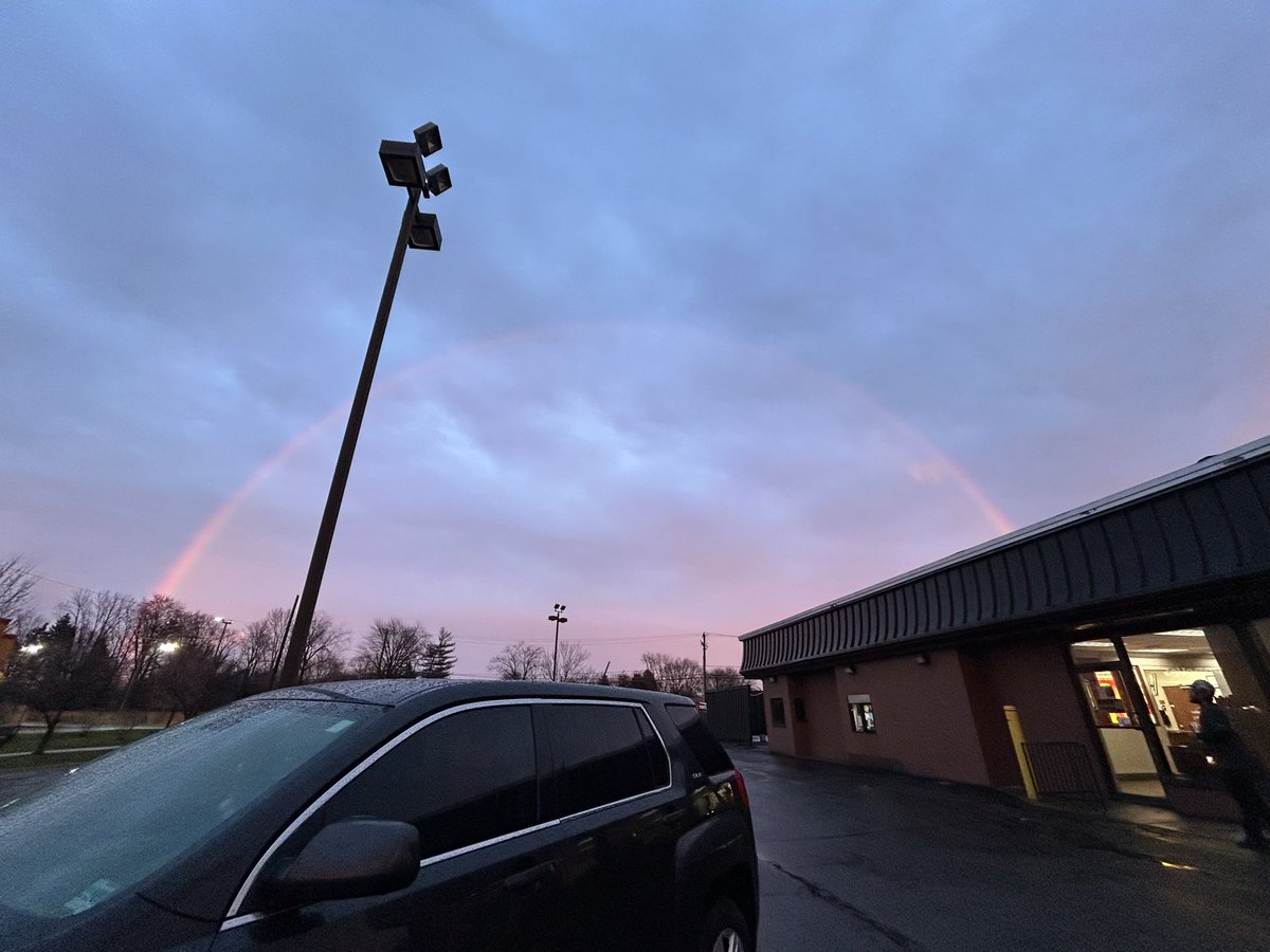 To Binge 2D tweet media