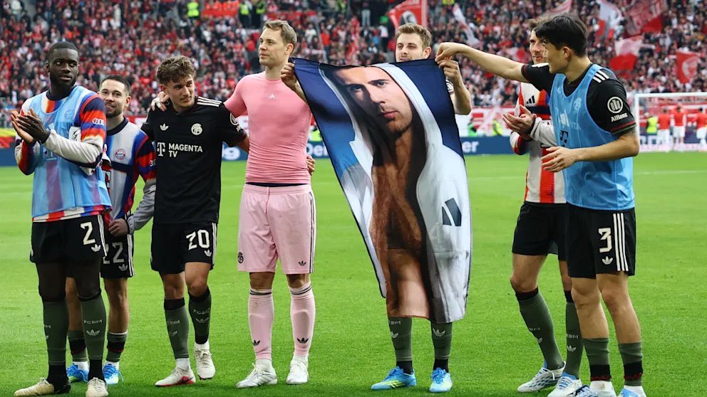 Sarana Tentang Bayern tweet media