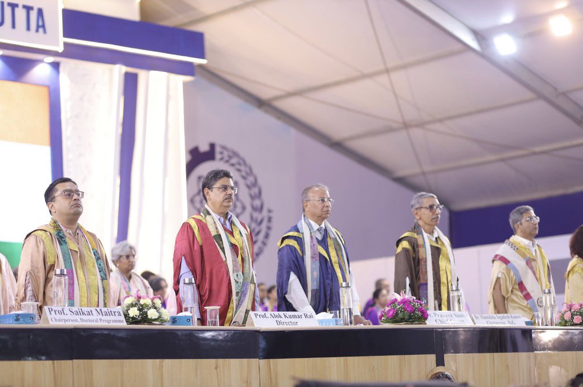profalokkumar's tweet photo. Some more glimpse of 61st Convocation of @IIM_Calcutta https://t.co/FYasixDskj