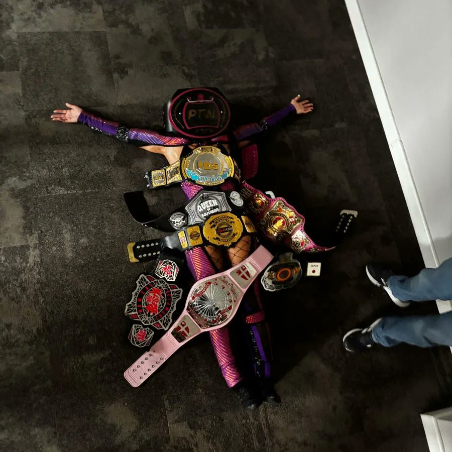 Just Alyx tweet media